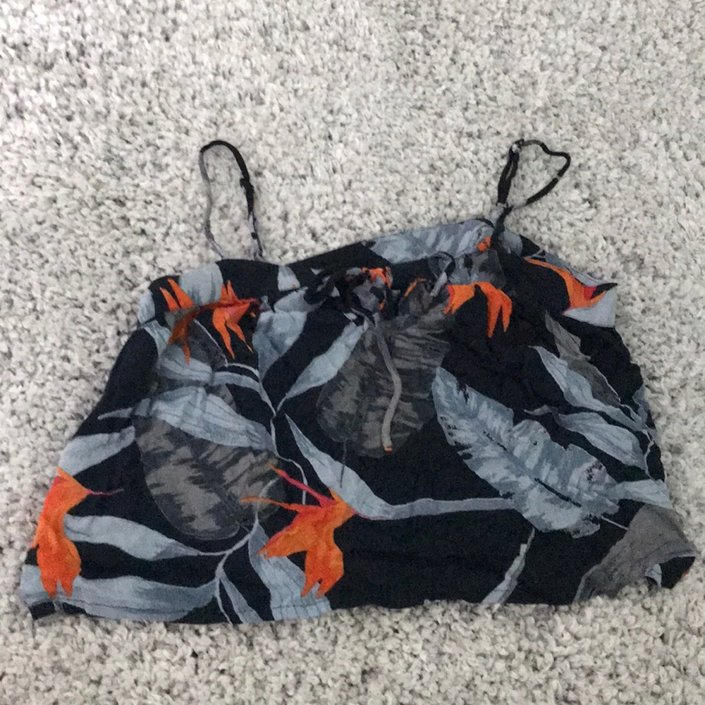 Cropped floral tank top